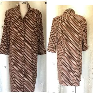 Selene Sport XL  open front button  tunic top